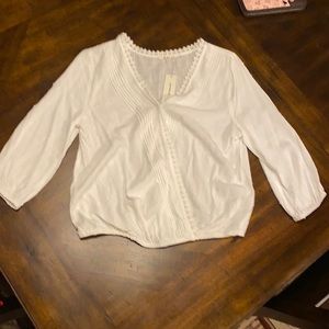 Francesca's white Rayon flowy top